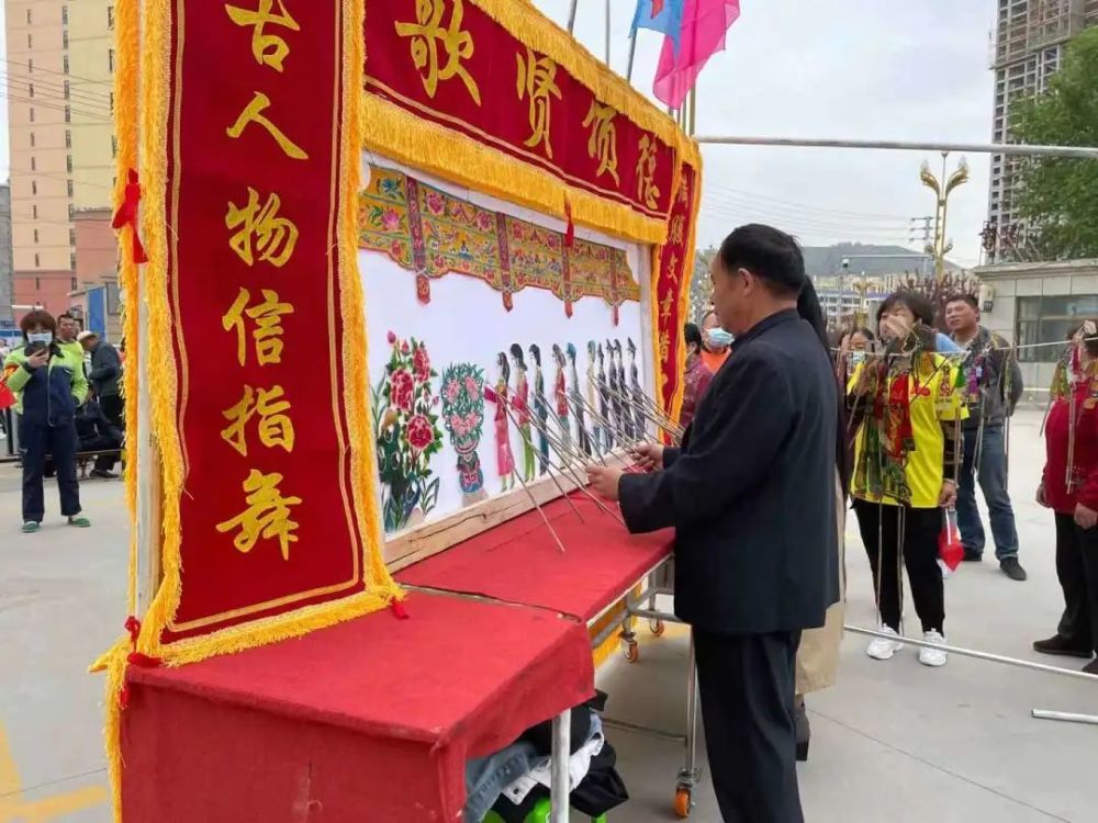 新澳門王中王期期中，揭秘彩票背后的秘密與策略，揭秘新澳門王中王彩票背后的秘密與策略，期期中探秘彩票世界