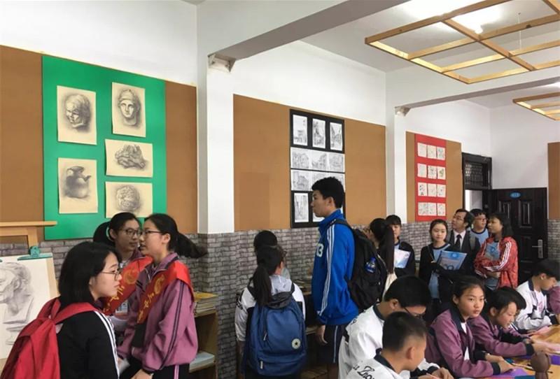 三中三澳門(mén)，探索與解析，三中三澳門(mén)，深度探索與解析