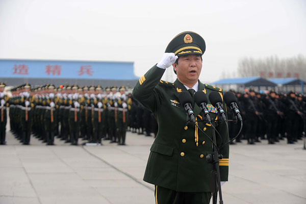 武警部隊司令員政委，職責(zé)與角色的深度解析，武警部隊司令員政委職責(zé)與角色的全面解析
