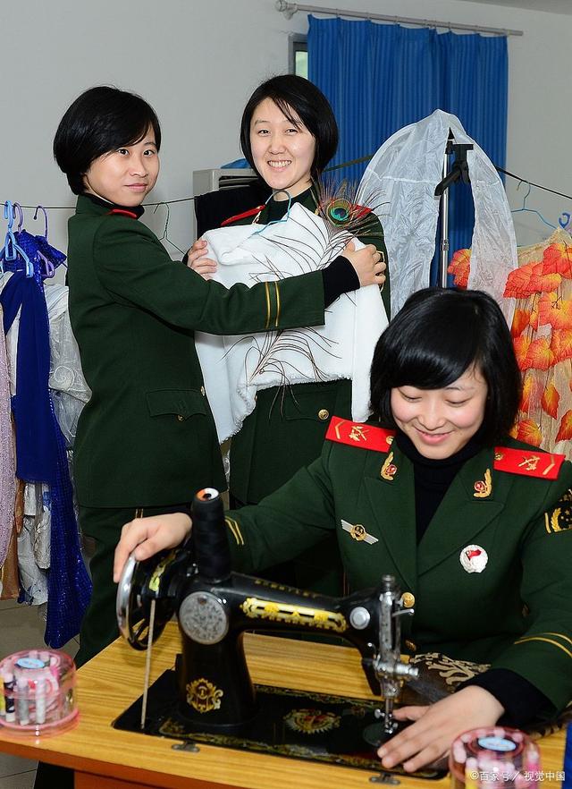 女兵背后的家庭，探尋她們的成長與力量源泉，女兵背后的家庭，成長與力量之源的探尋
