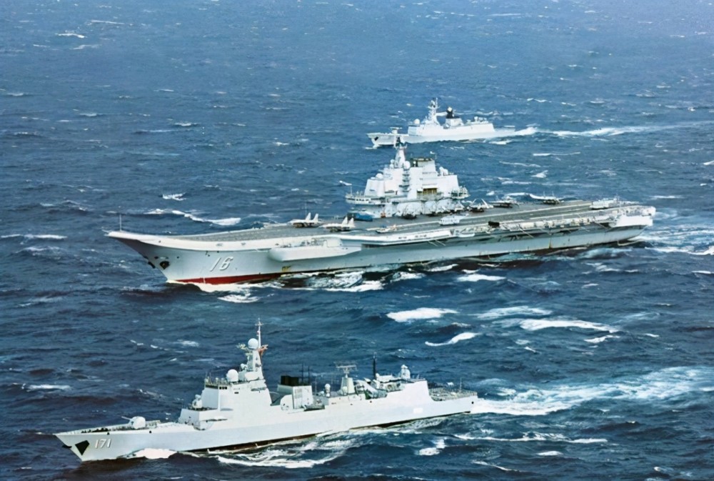 山東艦與伊麗莎白女王號，兩大戰(zhàn)艦的對比，山東艦與伊麗莎白女王號戰(zhàn)艦對比解析