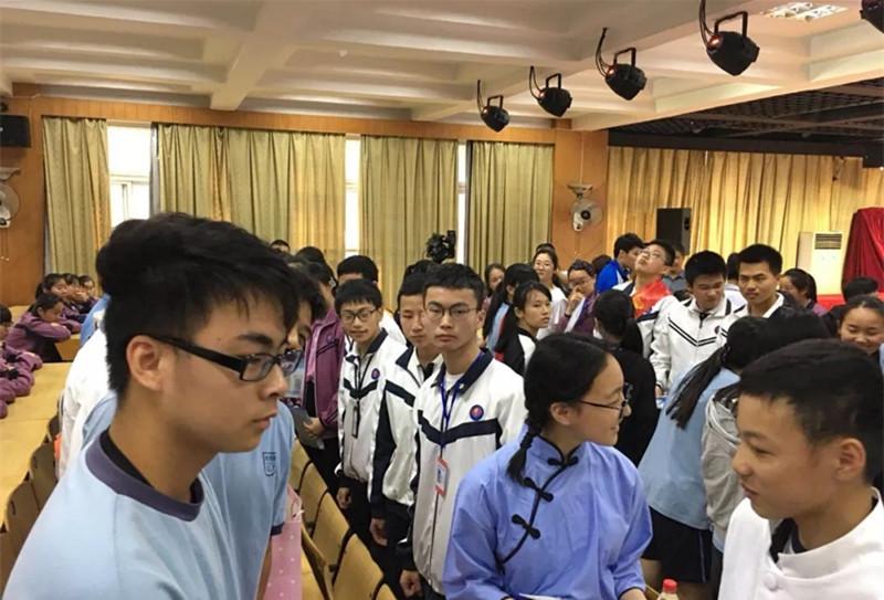 新澳門三中三6組免費公開——探索與解析，澳門三中三最新6組數(shù)據(jù)解析與探索，免費公開揭秘