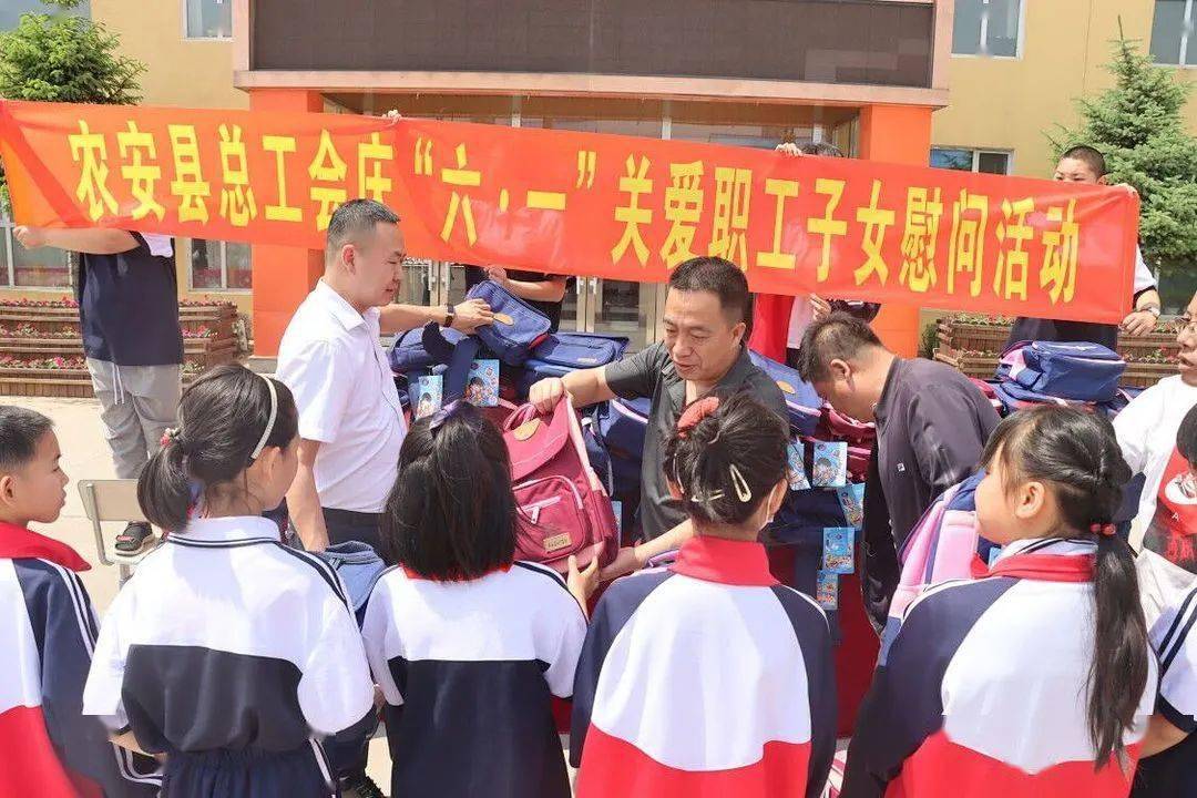 二四六香港天天開(kāi)彩大全，探索彩票世界的奧秘，探索彩票世界奧秘，二四六香港天天開(kāi)彩大全