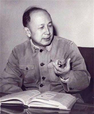 錢學(xué)森的成就和貢獻(xiàn)，偉大的科學(xué)家的一生，錢學(xué)森的偉大成就與科學(xué)貢獻(xiàn)，一生獻(xiàn)身于科學(xué)事業(yè)的光輝歷程