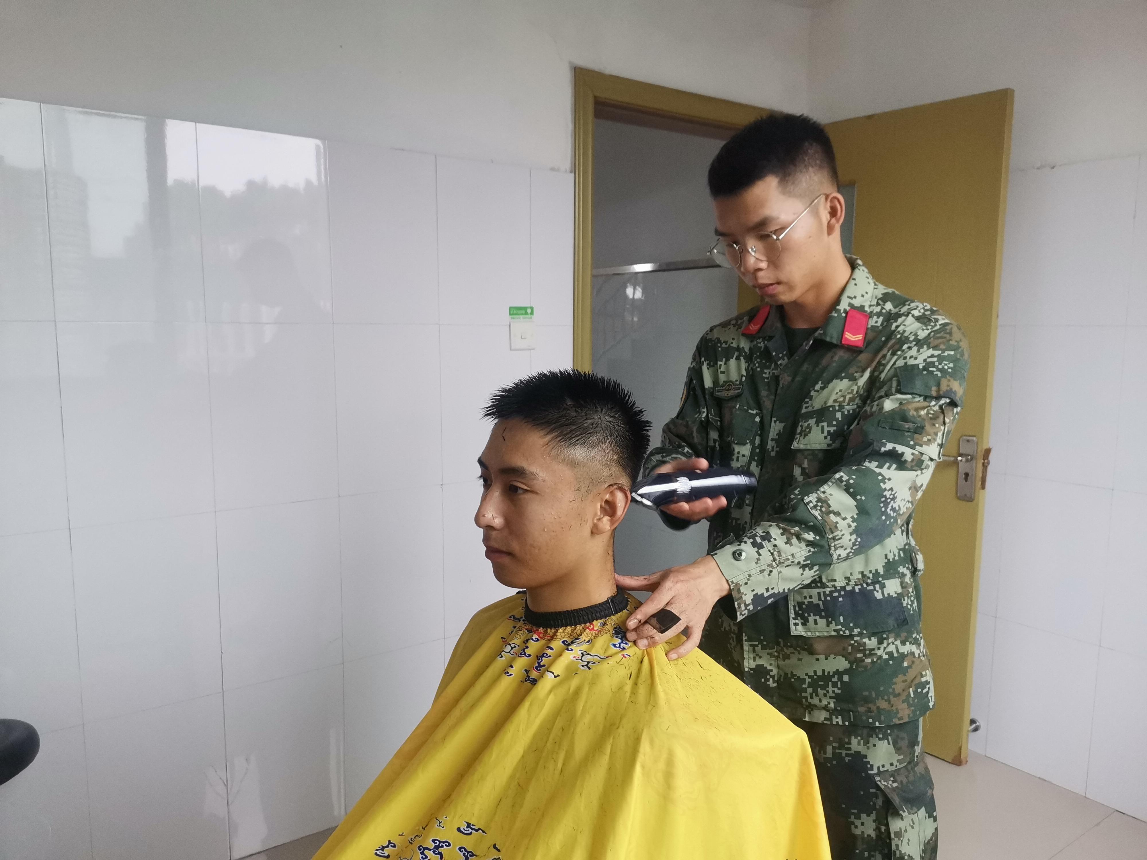 部隊生活，錘煉意志，塑造人生的獨特經(jīng)歷，部隊生活，錘煉意志，塑造人生非凡經(jīng)歷