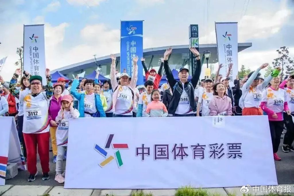 新澳門一碼一肖一特一中鳳凰體育彩票——探索彩票背后的秘密，新澳門彩票背后的秘密，一碼一肖一特一中與鳳凰體育彩票解析
