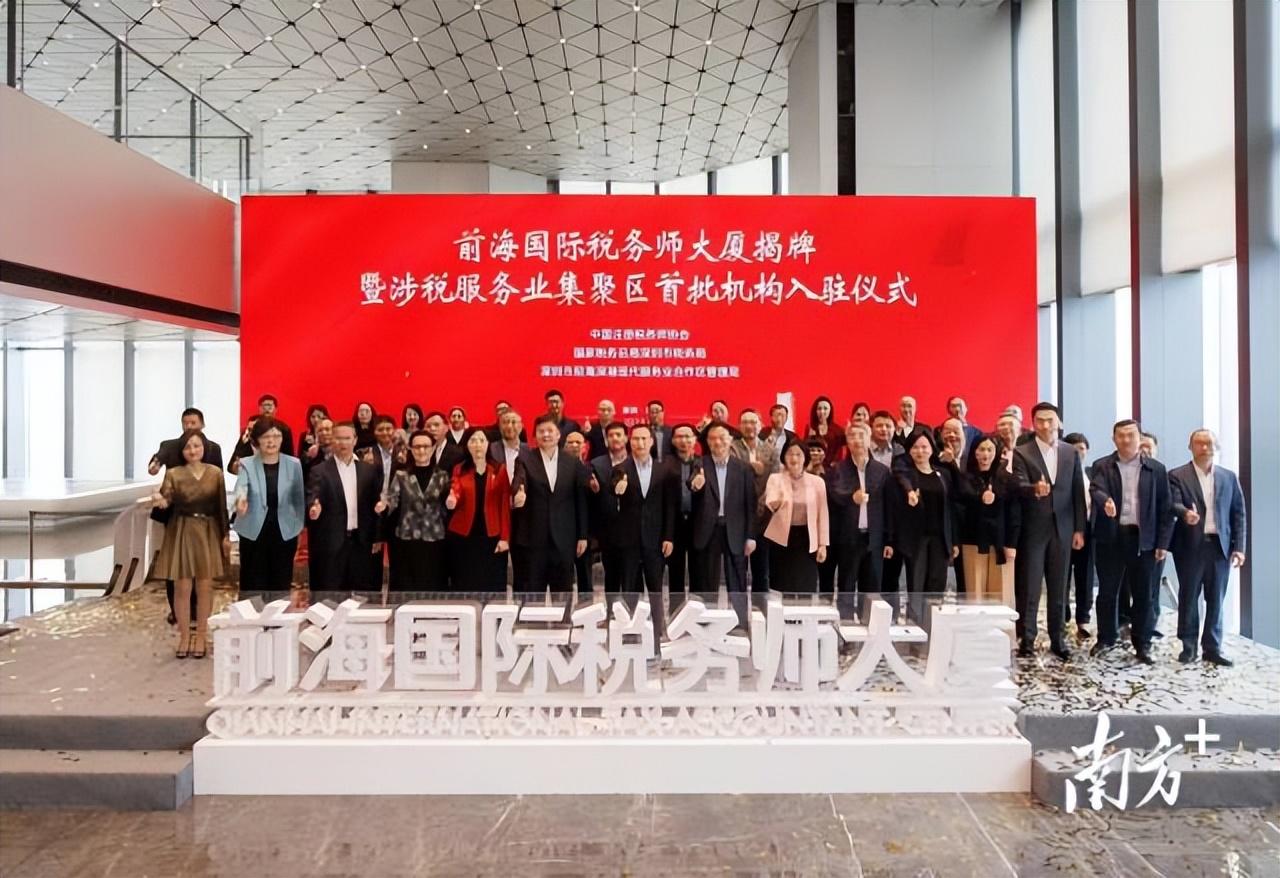 獨(dú)家爆料2025年香港正版資料免費(fèi)大全——一站式獲取所有資源！，獨(dú)家爆料，2025年香港正版資料大全——免費(fèi)獲取所有資源一站式平臺(tái)！