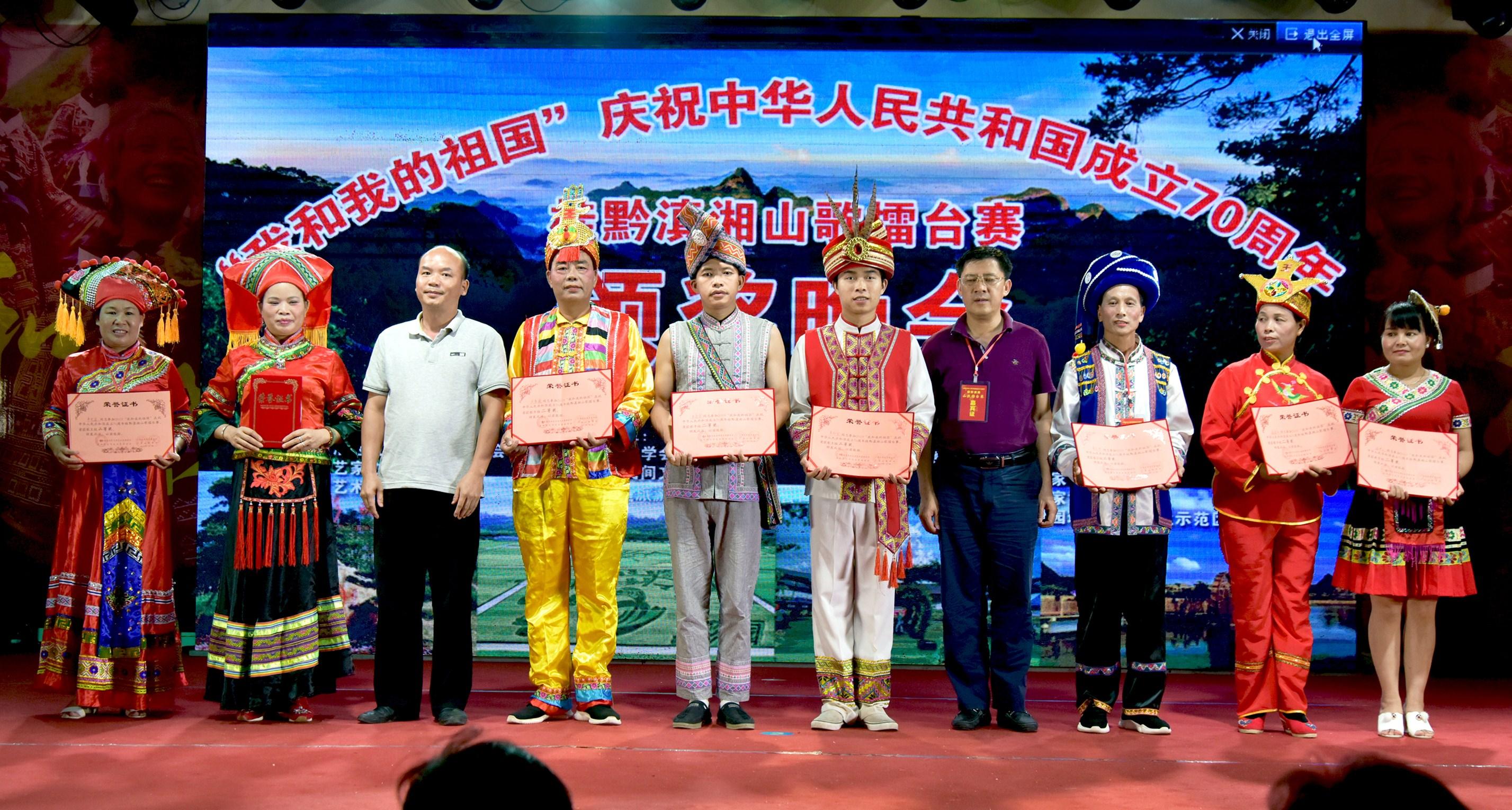 王中王免費四肖選一肖，揭秘真相與策略，王中王免費四肖選一肖，真相揭秘與策略探討