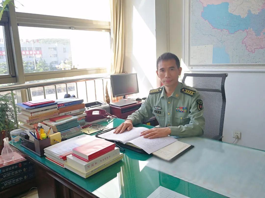 國防大學(xué)官網(wǎng)，探索中國軍事教育的門戶，國防大學(xué)官網(wǎng)，中國軍事教育的探索門戶