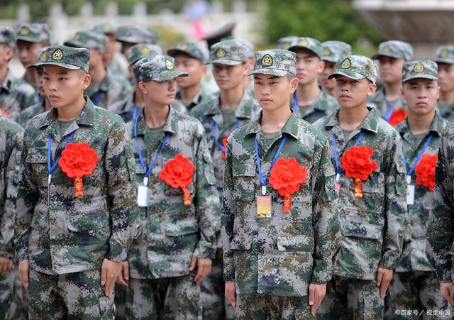 為什么大二當(dāng)兵最劃算？，大二學(xué)生選擇當(dāng)兵的優(yōu)勢與價值所在