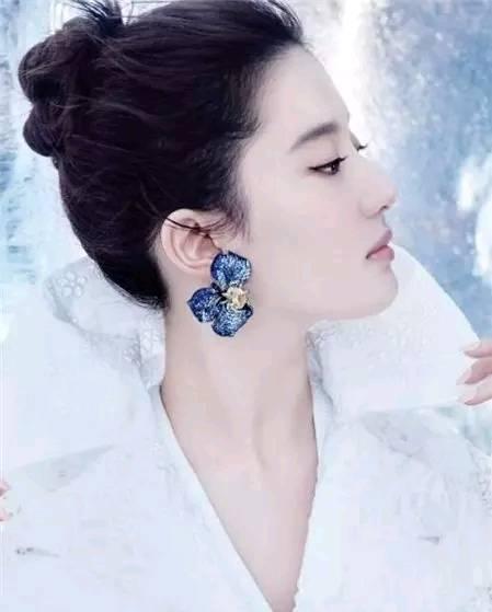 女明星排行榜，誰(shuí)是最美的璀璨之星，女明星魅力排行榜，誰(shuí)是最耀眼的璀璨之星？