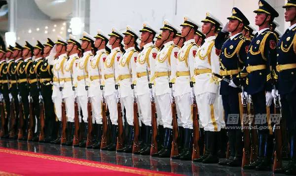 三軍儀仗隊(duì)視頻，展現(xiàn)榮耀與力量的盛大儀式，三軍儀仗隊(duì)盛大儀式，榮耀與力量的展現(xiàn)
