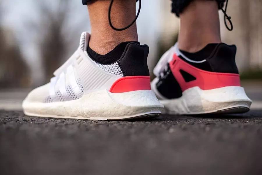 一碼一特，探索獨(dú)特的數(shù)字世界與無限可能，一碼一特，探索數(shù)字世界的獨(dú)特性與無限可能