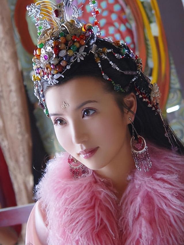 陳好演的電視劇有哪些，回顧她的演藝生涯與經(jīng)典作品，陳好的演藝生涯，經(jīng)典作品與電視劇回顧