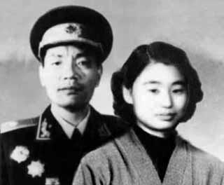 鐵血中文網(wǎng)，引領(lǐng)在線閱讀新風(fēng)尚的領(lǐng)先平臺(tái)，鐵血中文網(wǎng)，引領(lǐng)在線閱讀新風(fēng)尚的領(lǐng)航平臺(tái)
