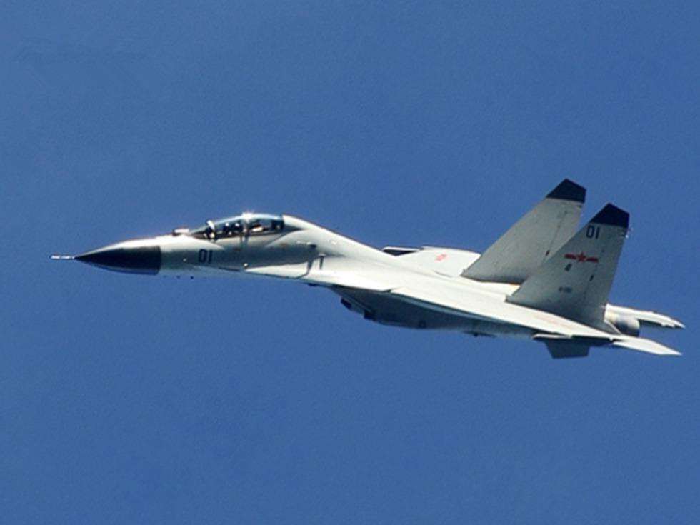 殲-11D戰(zhàn)斗機(jī)，中國空中力量的璀璨明珠，殲-11D戰(zhàn)斗機(jī)，中國空中力量的耀眼明珠