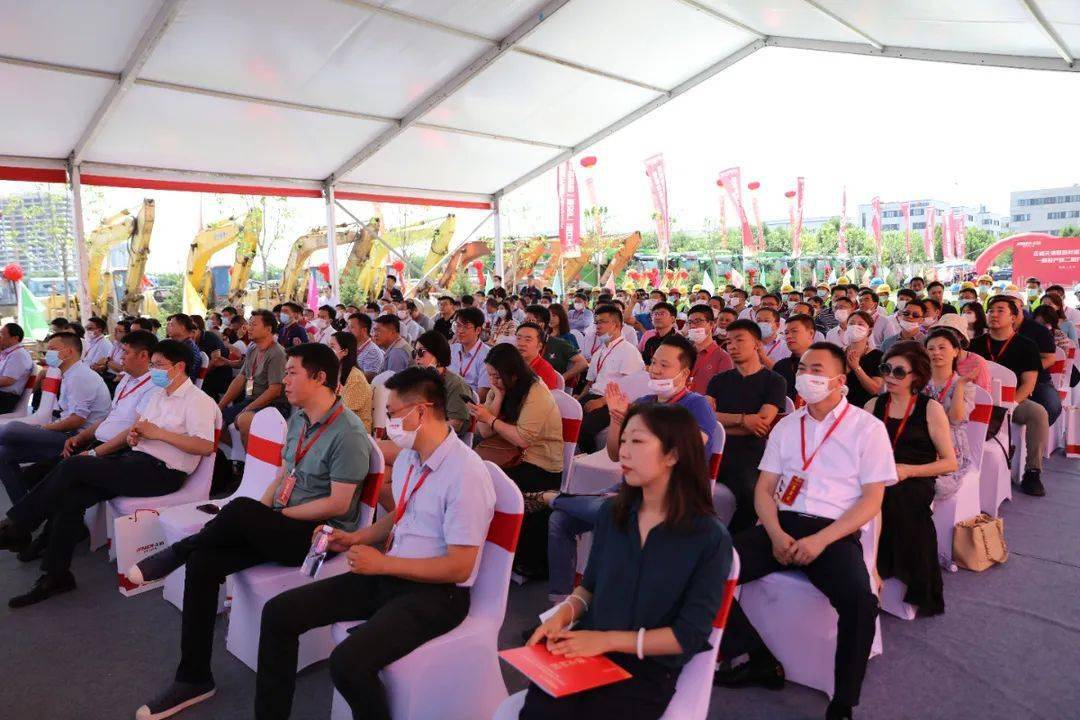 新澳門最精準(zhǔn)正最精準(zhǔn)龍門——探索澳門的魅力與機(jī)遇，澳門魅力與機(jī)遇探索，新澳門最精準(zhǔn)龍門