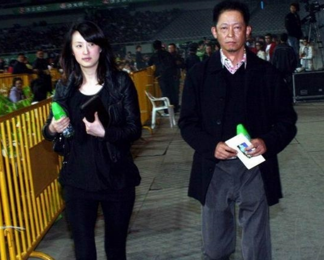 王志文老婆陳堅紅，演藝界的低調(diào)幸福，王志文妻子陳堅紅，演藝界的低調(diào)幸福時光